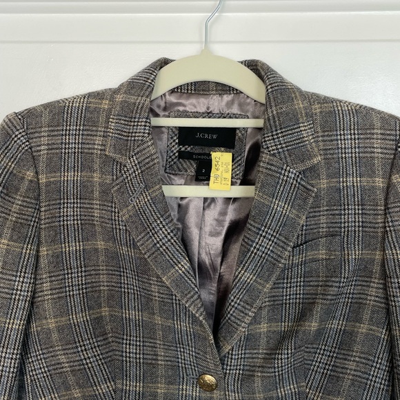 J. Crew Schoolboy Women's Plaid Blazer Gray Tan Gold Buttons Preppy Wool 2 Coat - Picture 3 of 7